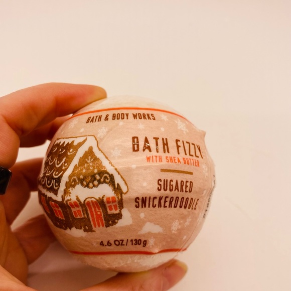 NWT Bath & Body Works Sugared Snickerdoodle Travel Hand Cream and Bath Fizzy - Picture 3 of 7